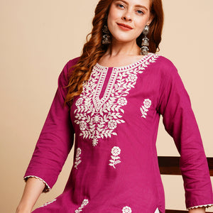Solid Chikankari Embroidered Straight Fit Kurta - Purple