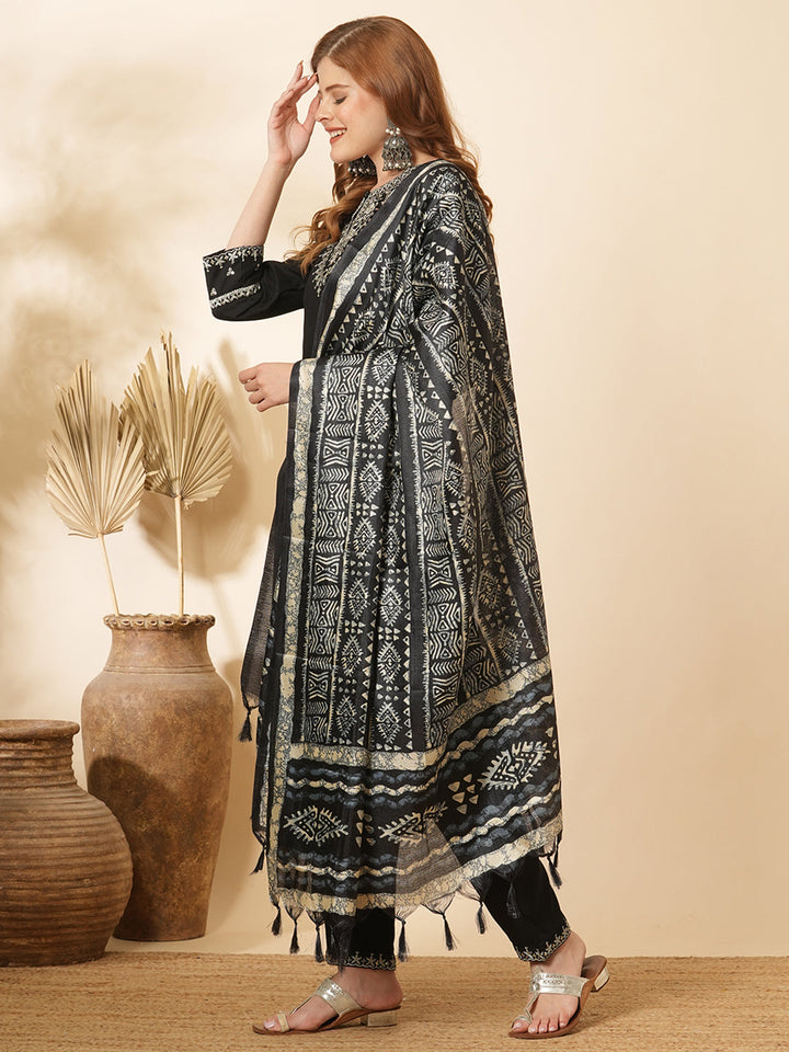 Solid Ethnic Sequin & Resham Embroidered Straight Kurta with Pant & Dupatta - Black