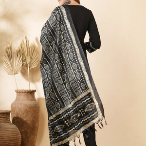 Solid Ethnic Sequin & Resham Embroidered Straight Kurta with Pant & Dupatta - Black