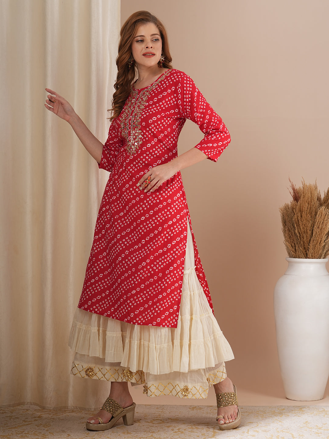 Bandhani Printed & Gota Patti Embroidered Straight Fit Kurta - Red