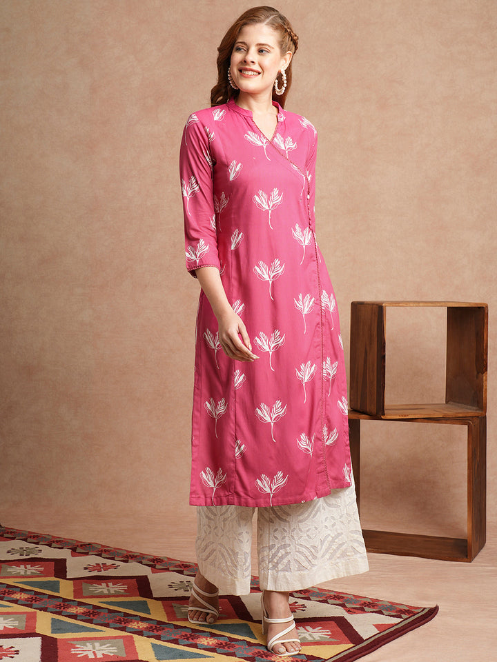 Abstract Floral Printed Straight Fit Kurta - Pink