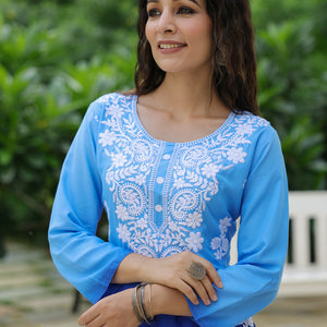 Blue Ombre Dyed & Chikankari Embroidered Straight Fit Kurta - Blue