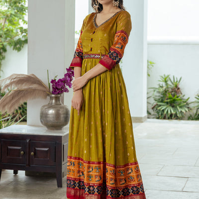 Geometric Foil Printed A-Line Pleated Maxi Dress with Belt - Mustard