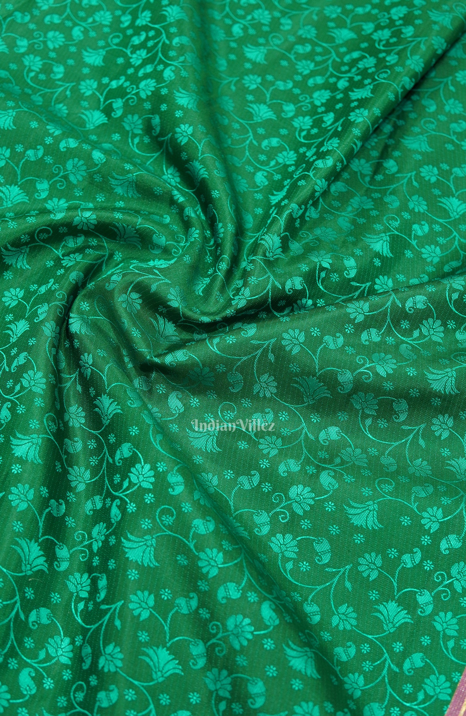 Green Flower Motif Pure Kanjivaram Silk Saree