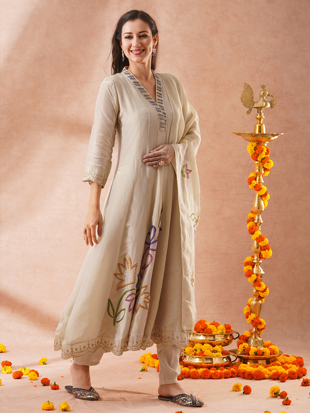 Floral Hand Embroidered Anarkali Flared Kurta with Pant and Hand Painted Dupatta - Off White