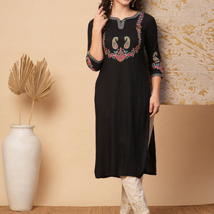 Solid Ethnic Embroidered Straight Fit Kurta - Black