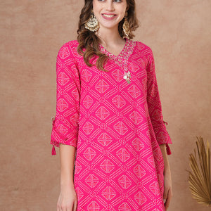 Ethnic Bandhani Printed & Embroidered Straight Fit Kurta - Pink