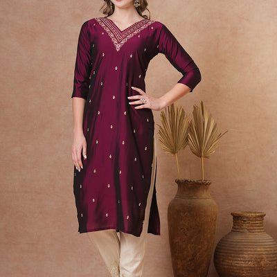 Ethnic Embroidered Straight Fit Kurta - Burgundy