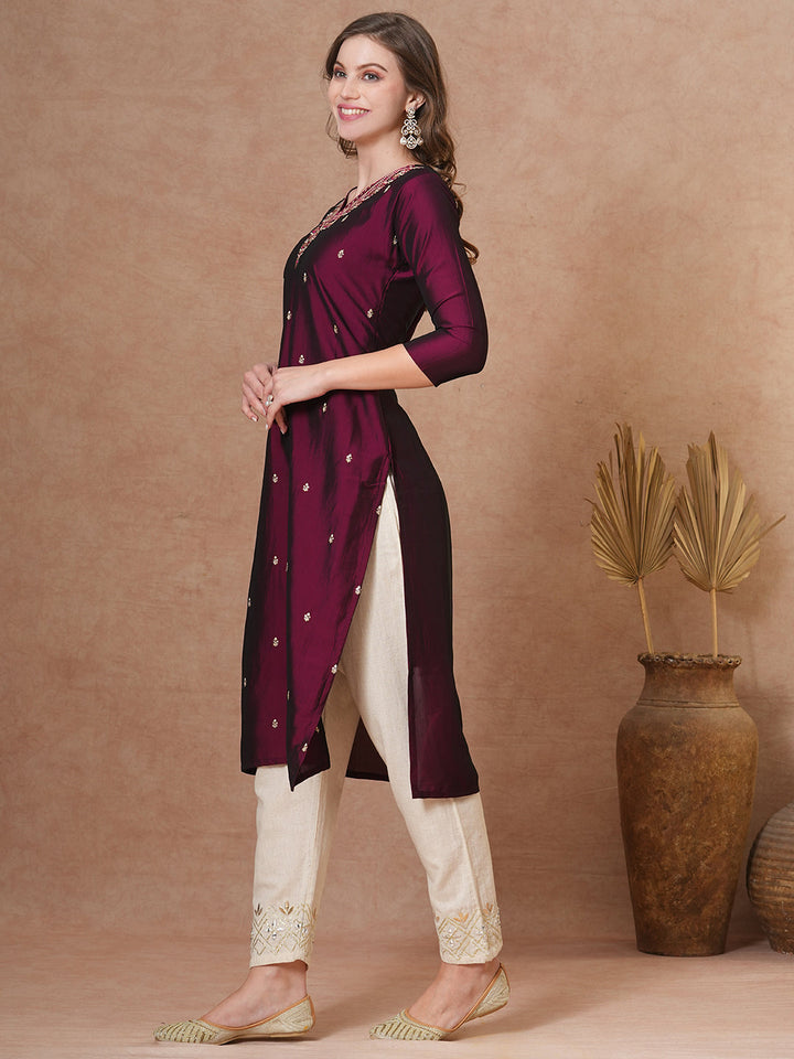 Ethnic Embroidered Straight Fit Kurta - Burgundy