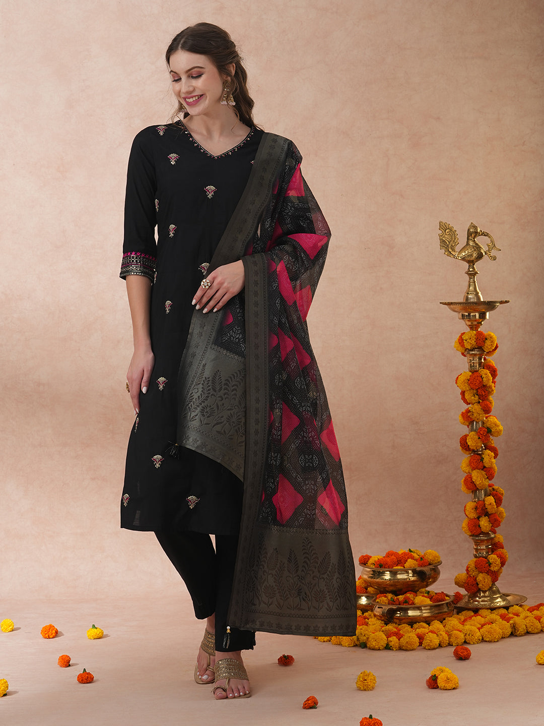 Ethnic Floral Embroidered Straight Fit Kurta with Pant and Dupatta - Black