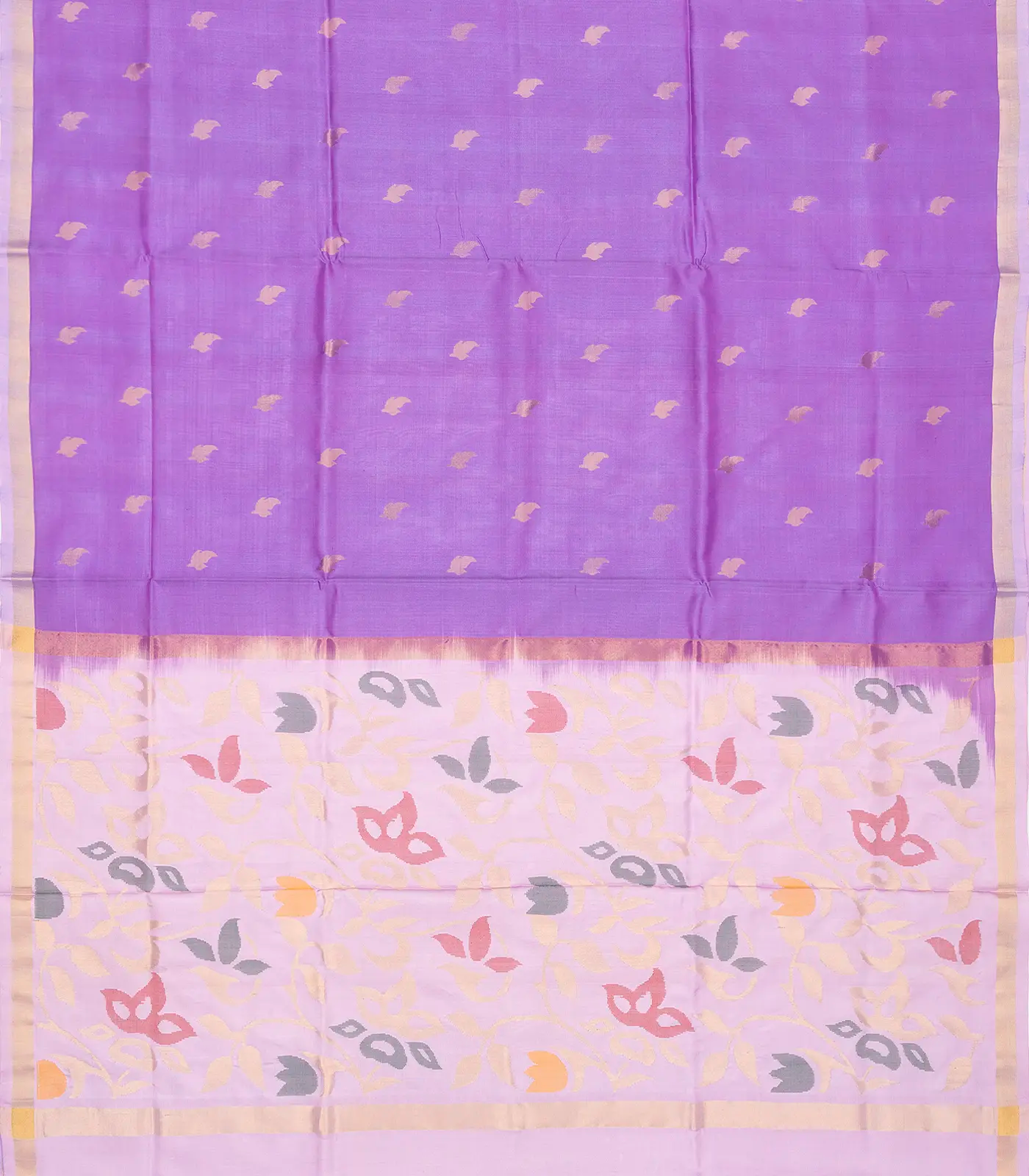 Lavender Handloom Uppada Silk Saree With Floral Buttas & Taupe Pallu
