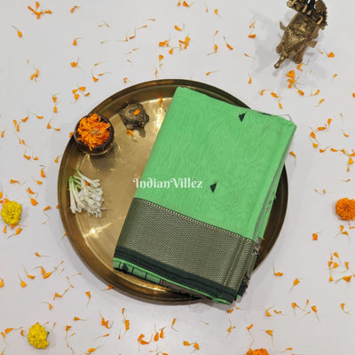 Parrot Green Maheshwari Handloom Saree