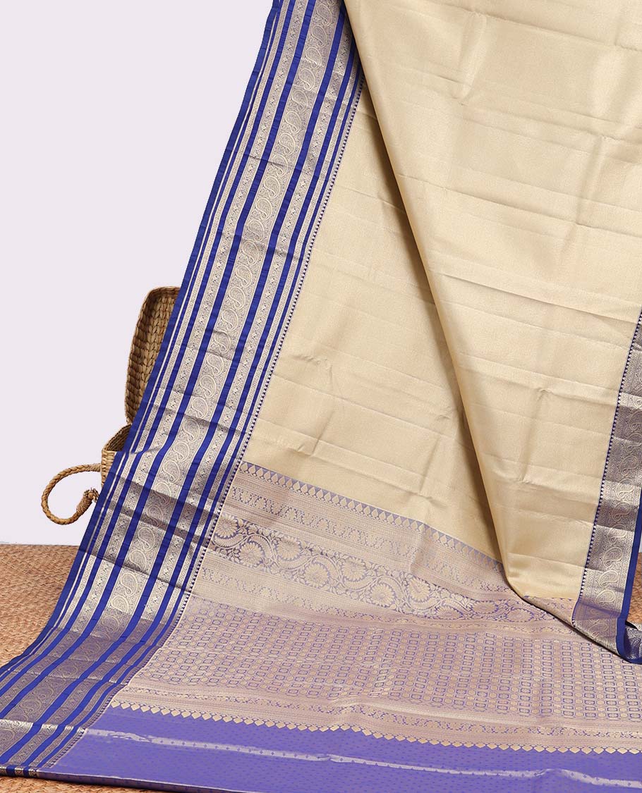 Cream Semi banaras tissue saree with contrast traditional zari border & pallu of intricate design