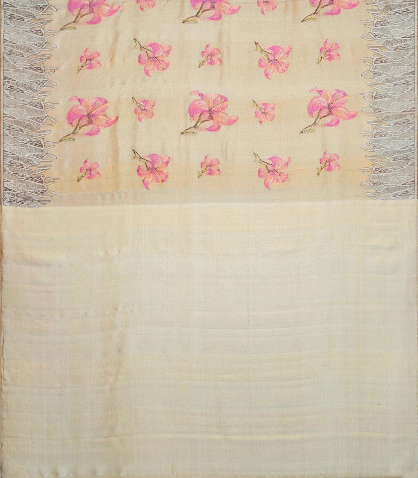 Cream Handloom Kanchipuram Tissue Silk Saree With Floral Motifs-Cream