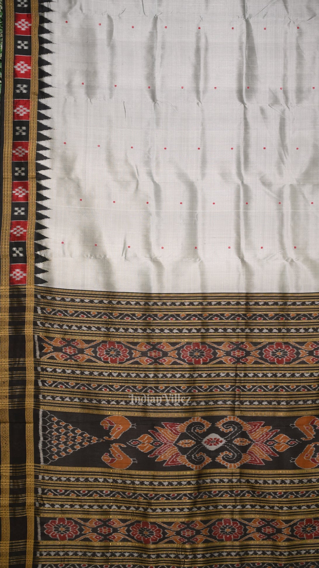 Cement Gray Buti Pasapali Border Khandua Silk Saree