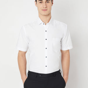 Wrinkle Free Half Sleeve Shirt
