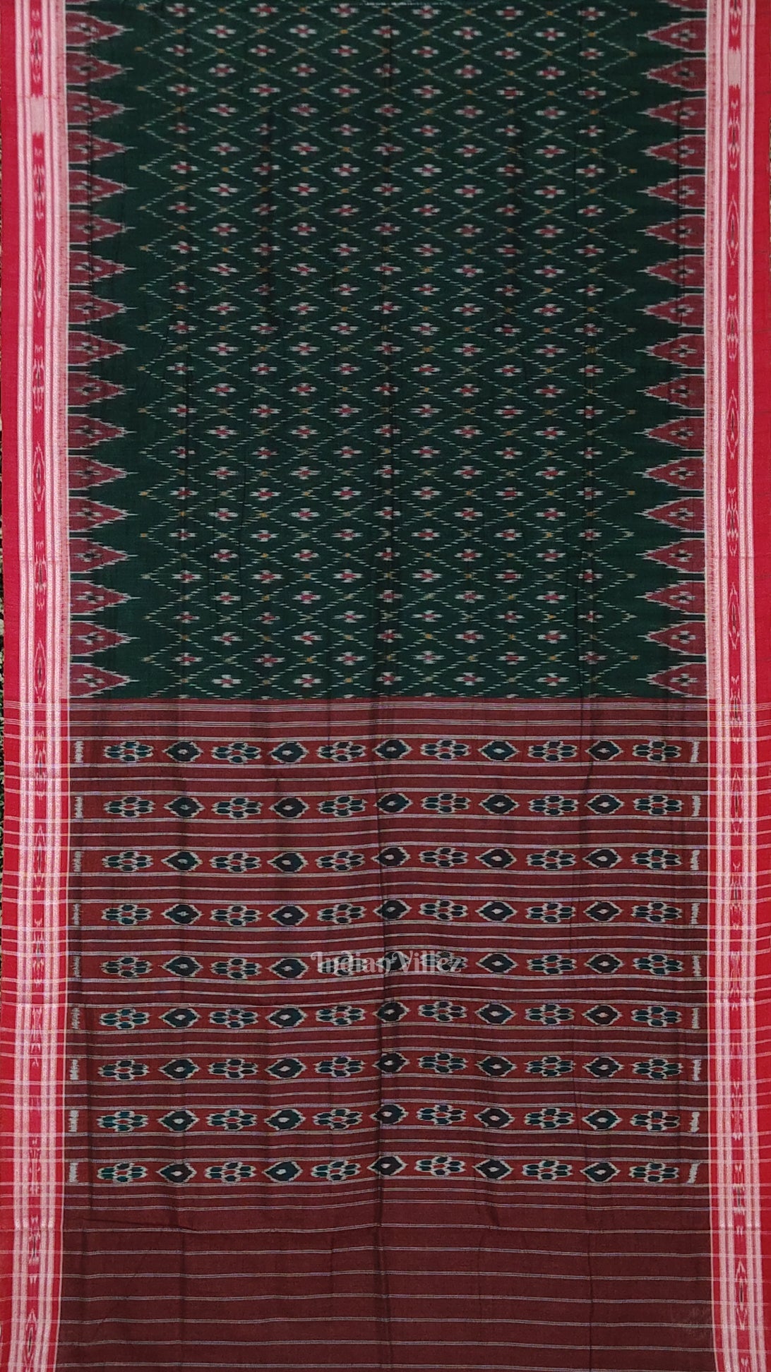 Green Red Mayur Chandrika Maniabandha Cotton Saree