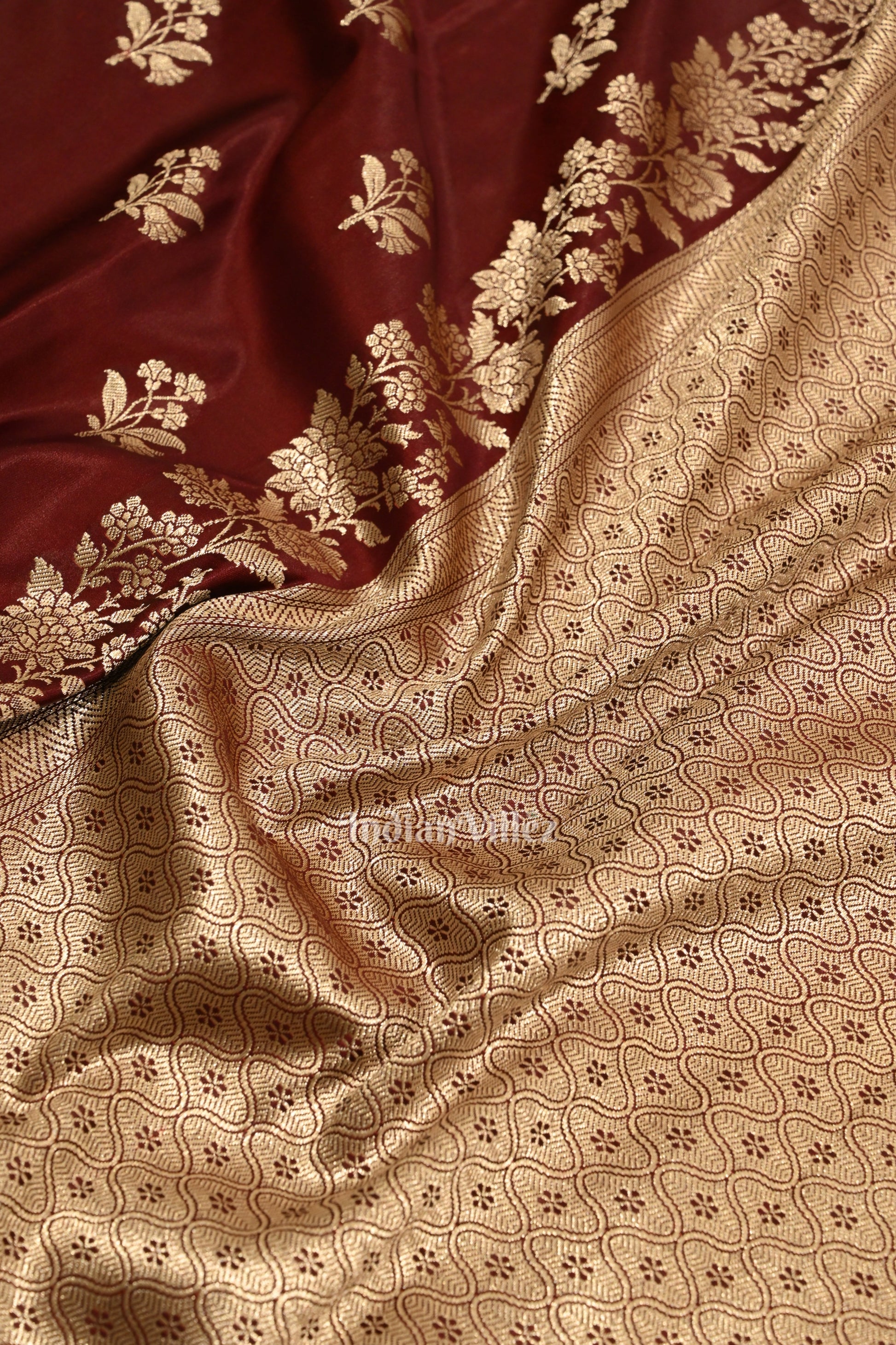 Deep Maroon Flower Motif Mashru Satin Silk Banarasi Saree