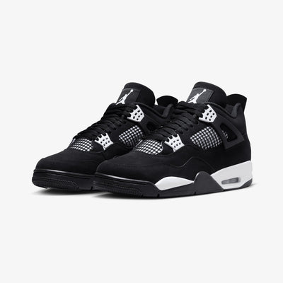 Jordan | AIR JORDAN 4 RETRO { 