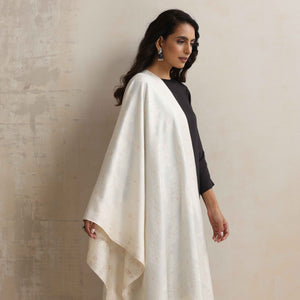 trueBrowns Ivory Gold Woollen Stole