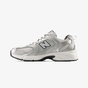 New Balance | 530 { GREY MATTER