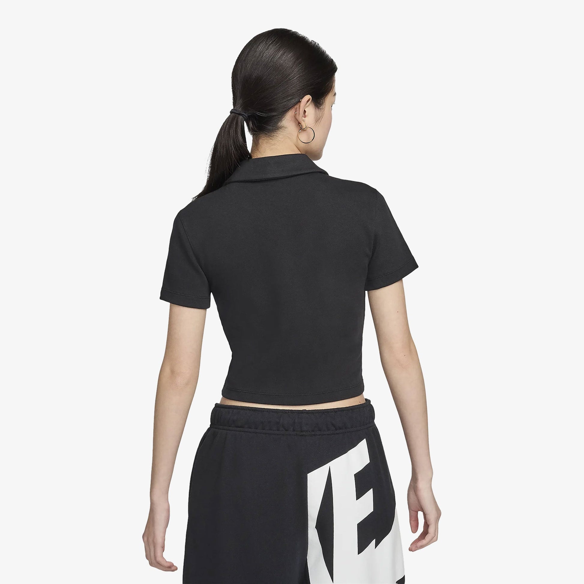 NIKE | SPORTSWEAR ESSENTIAL { BLACK/WHITE