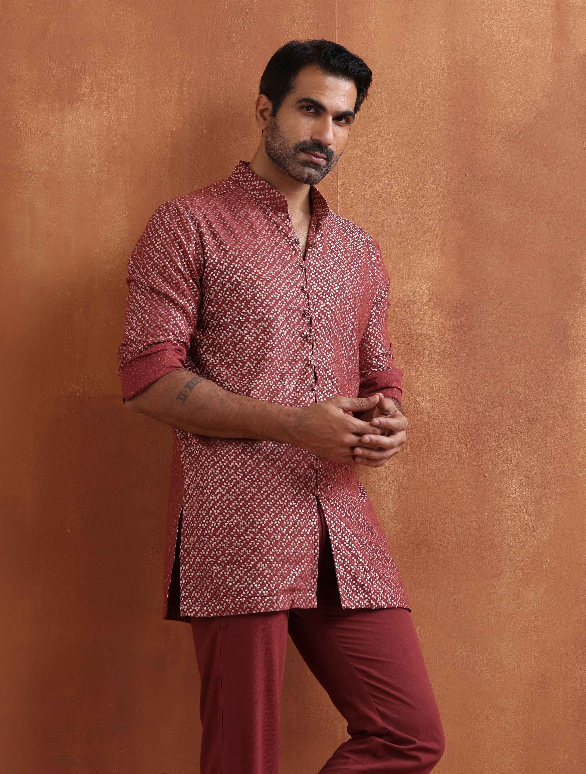 trueBrowns Men's Rust Cotton Dobby Short Kurta