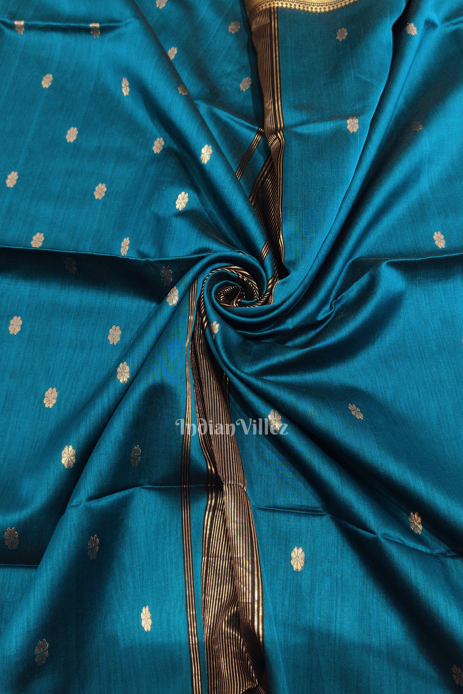 Royal Blue  Maheshwari Pure Silk Cotton Maheshwari Saree