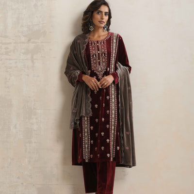 trueBrowns Maroon Velvet Embroidered Kurta Pant Dupatta Set