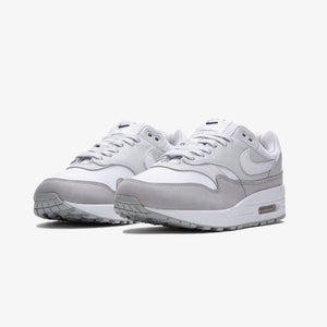 Nike | AIR MAX 1 '87 LX NBHD { PHOTON DUST/WHITE-LT SMOKE GREY