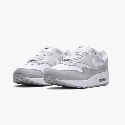 Nike | AIR MAX 1 '87 LX NBHD { PHOTON DUST/WHITE-LT SMOKE GREY