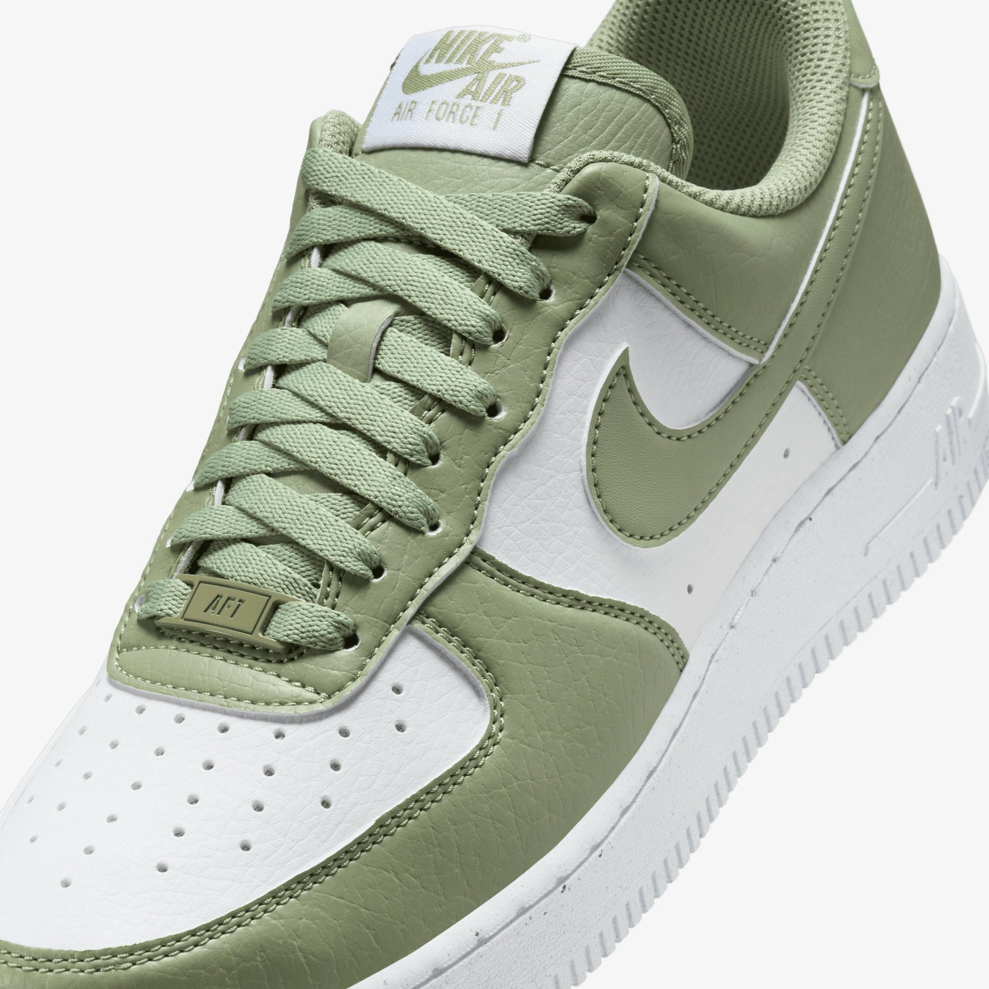 NIKE | AIR FORCE 1 '07 NEXT NATURE { WHITE/OIL GREEN-WHITE