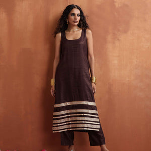 trueBrowns Brown Metallic Straight Kurta Set