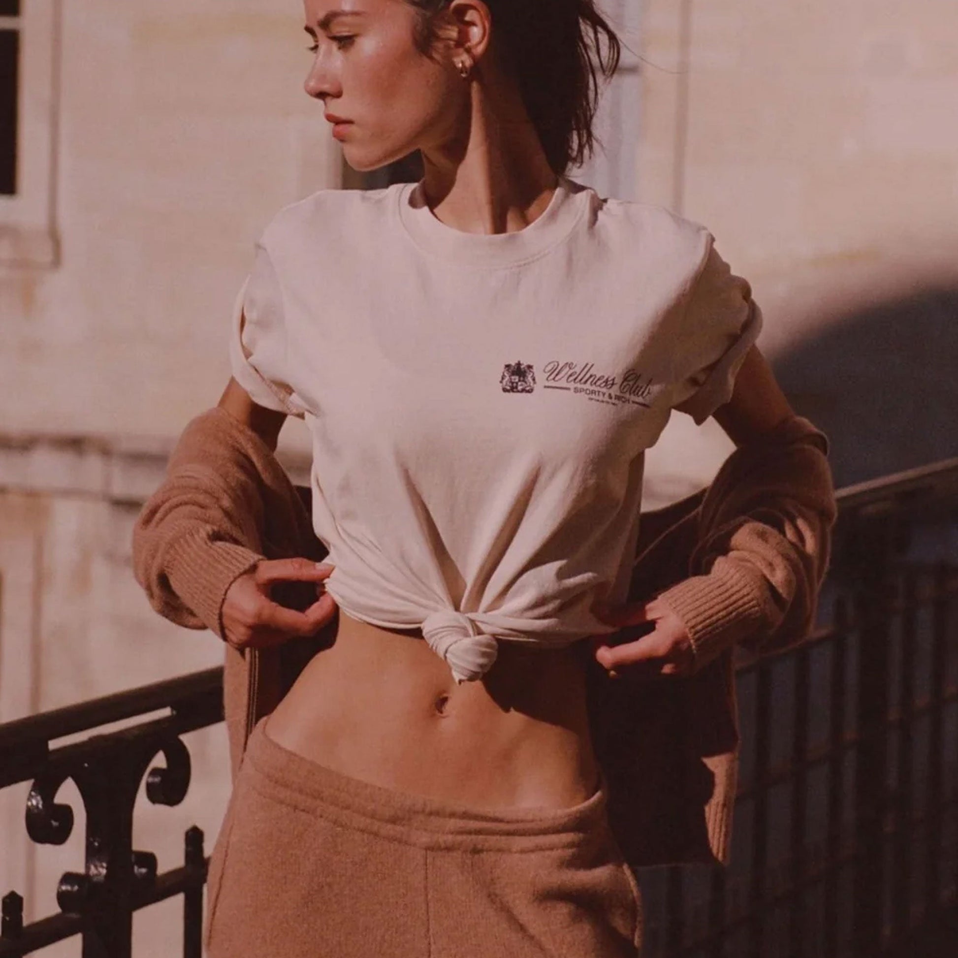 SPORTY & RICH | UNICORN CREST T-SHIRT { CREAM