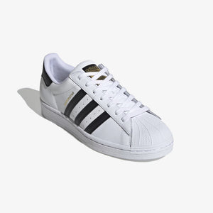 Adidas Originals | SUPERSTAR  { CORE BLACK / CLOUD WHITE
