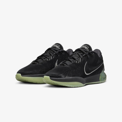Nike | LEBRON XXI 