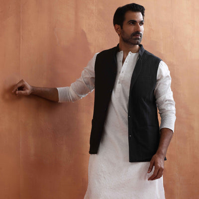 trueBrowns Men's Black Textured Cotton Dobby Nehru Jacket