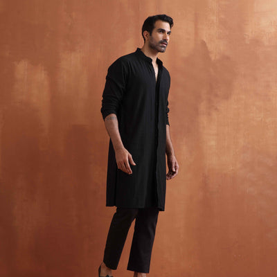 trueBrowns Men's Black Textured Cotton Dobby Front Open Kurta