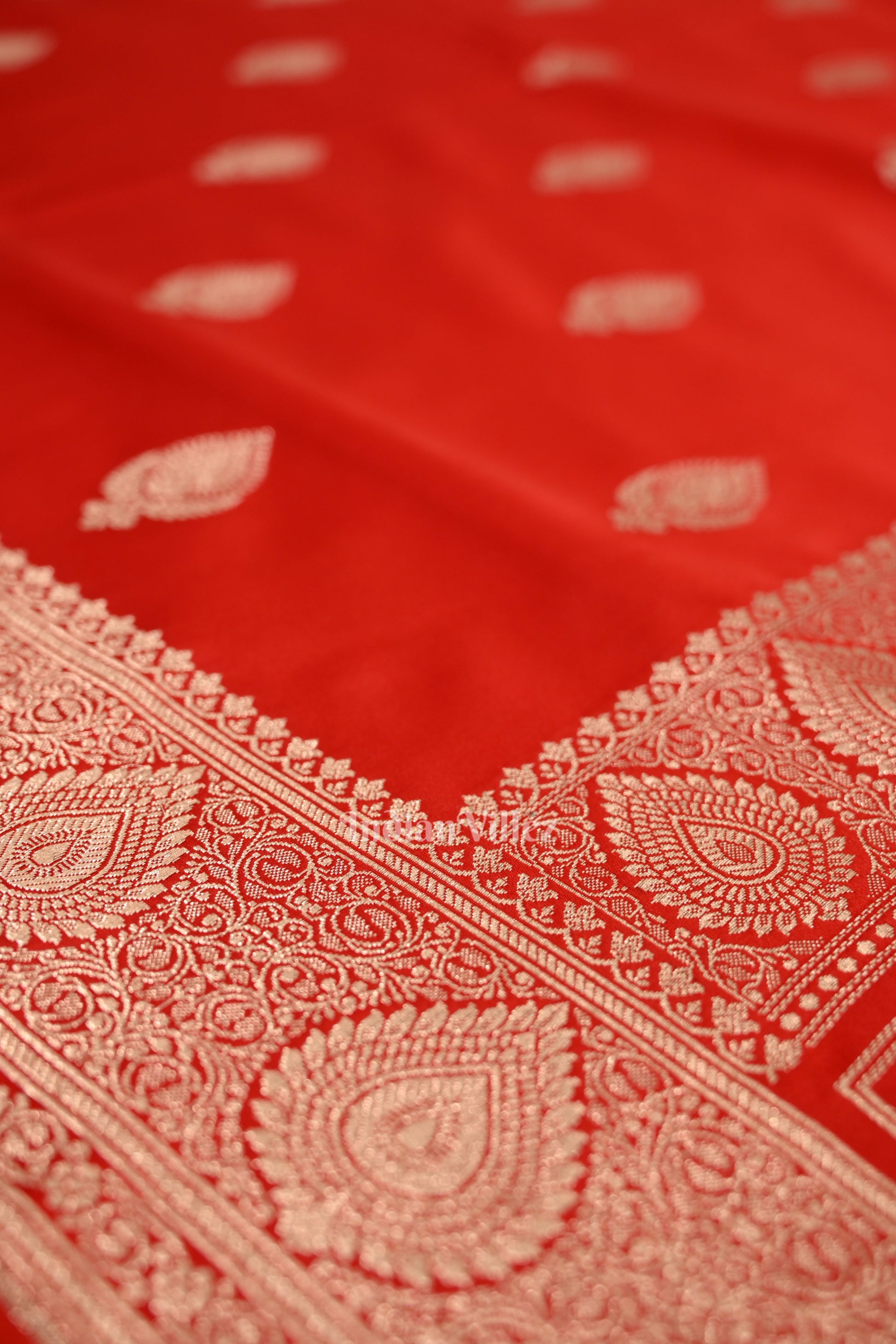 Stunning Bridal Red Soft Pure Mashru Satin Silk Banarasi Saree