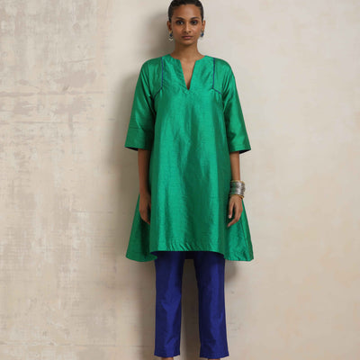 trueBrowns Bright Green Silk Kurta Co-ord Set