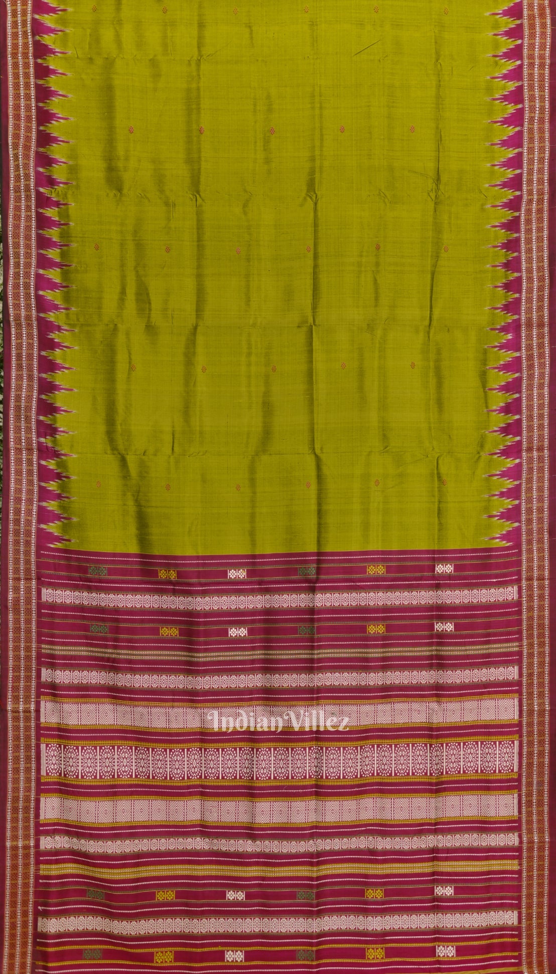 Lemon Green Single Flower Motif Siminoi Silk Saree