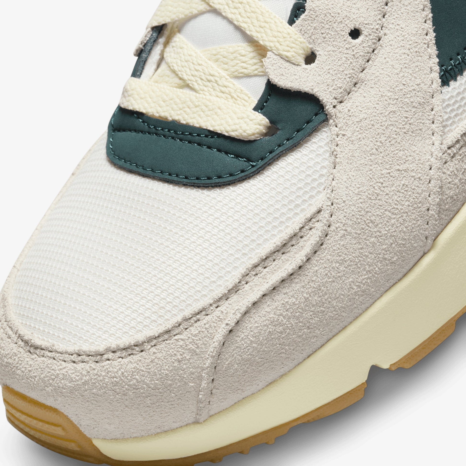 NIKE | AIR MAX EXCEE { SAIL/DEEP JUNGLE-LT OREWOOD BRN