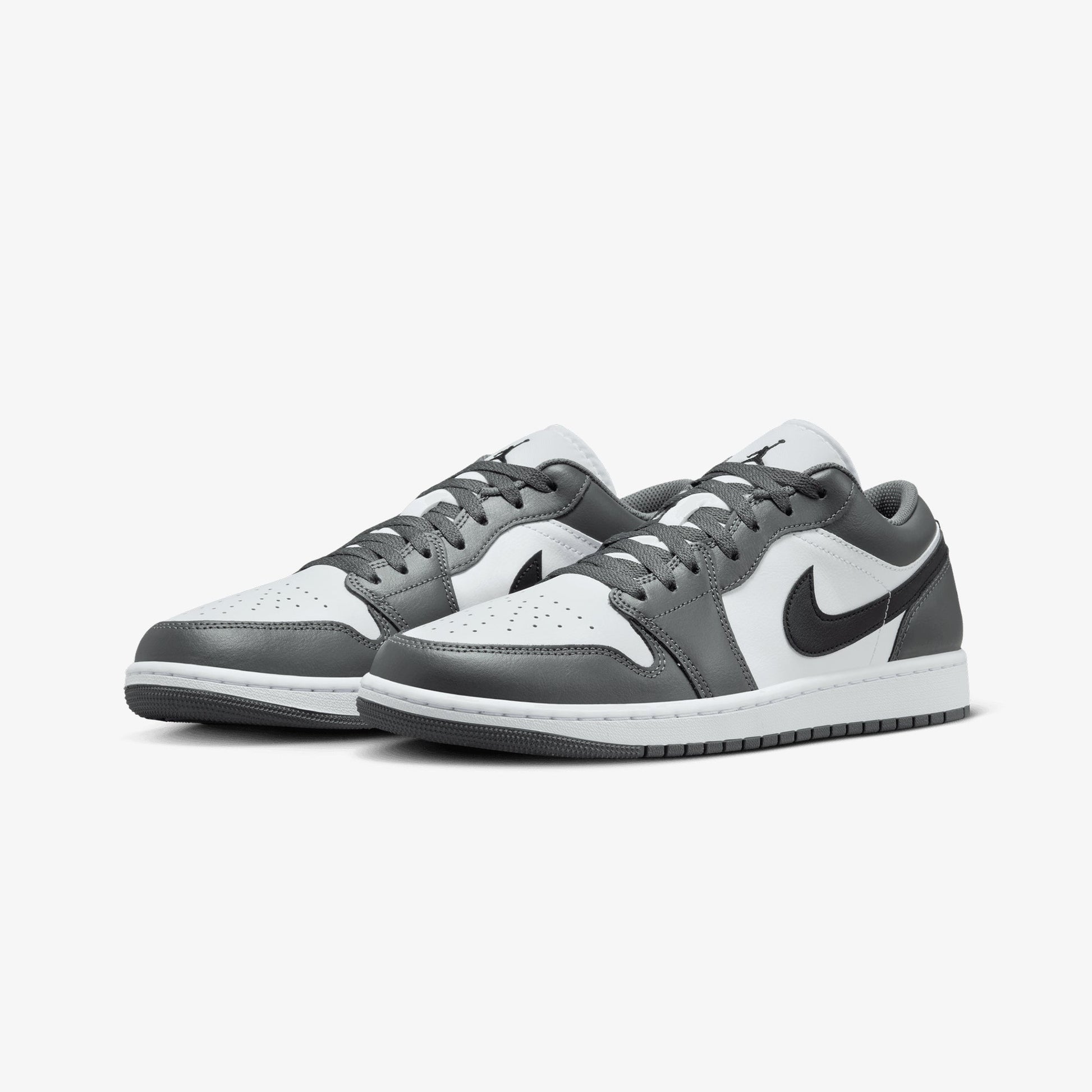 JORDAN | AIR JORDAN 1 LOW { WHITE/BLACK-IRON GREY
