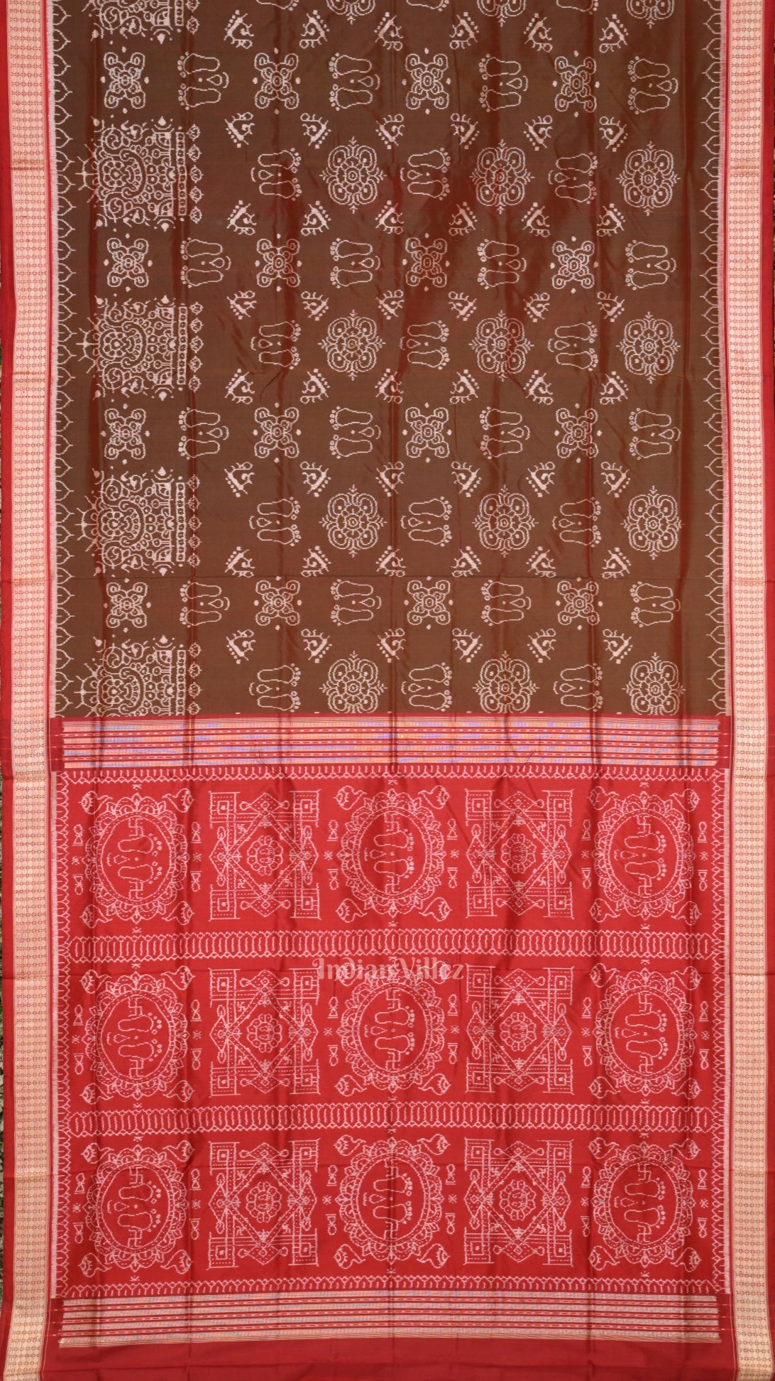 Maroon Dual Tone Jhoti Theme Odisha Handloom Sambalpuri Silk Saree