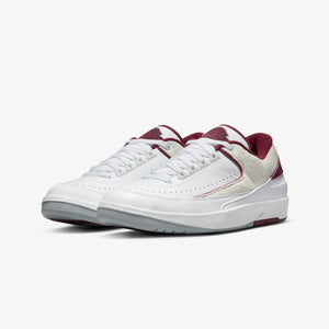 Jordan | AIR JORDAN 2 RETRO LOW  { WHITE/CHERRYWOOD RED-LT STEEL GREY