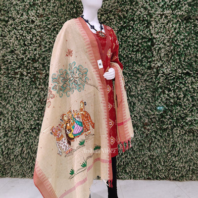 Cream Pink dancing Sakhi Hand-Painted Tussar Pattachitra Dupatta