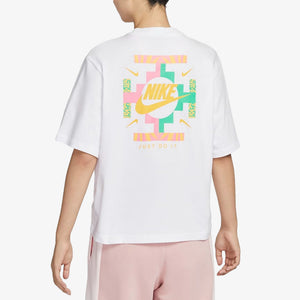 Nike | BOXY  { WHITE
