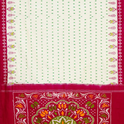 White Green Tipa Design Pochampally Ikat Silk Saree