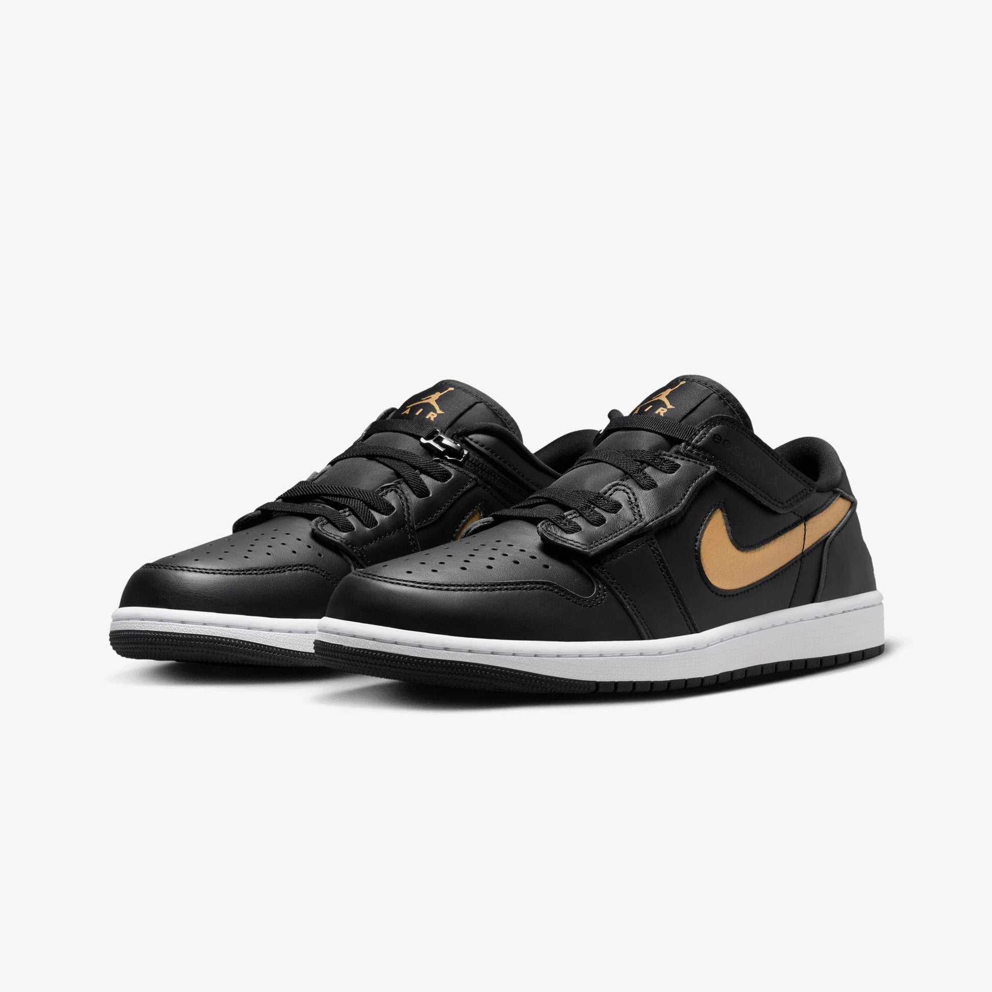 JORDAN | AIR JORDAN 1 LOW EASYON { BLACK/METALLIC GOLD-WHITE