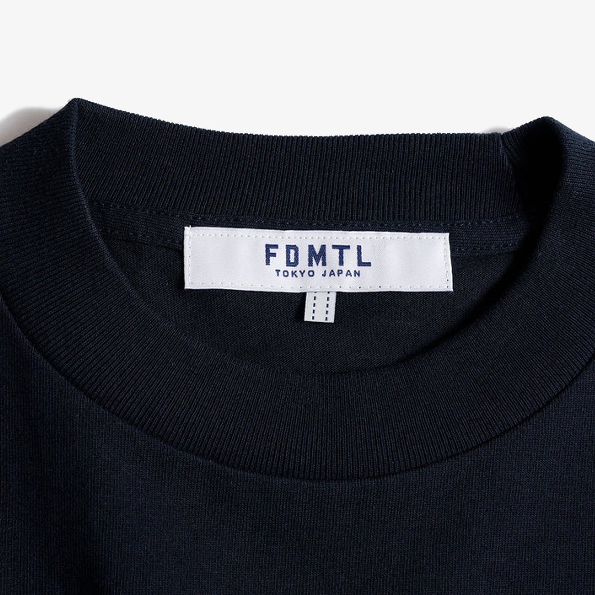 FDMTL | ORIGAMI TEE { NAVY